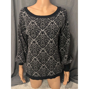 New York And Co Woman's Sweater Medium NWT Black And White